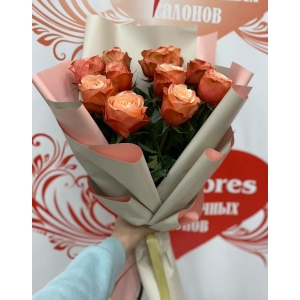 Купить букет из 11 роз Кахала с доставкой в Москве