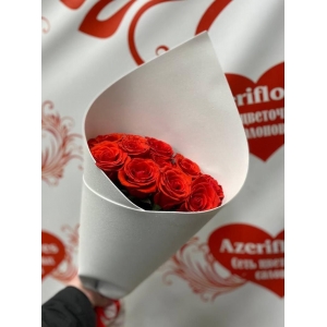 Купить букет из 11 красных роз с доставкой в Москве