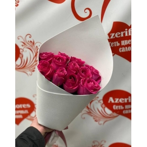 Купить букет из 11 розовых роз с доставкой в Москве