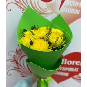 Купить букет из 7 хризантем Антонов с доставкой в Москве